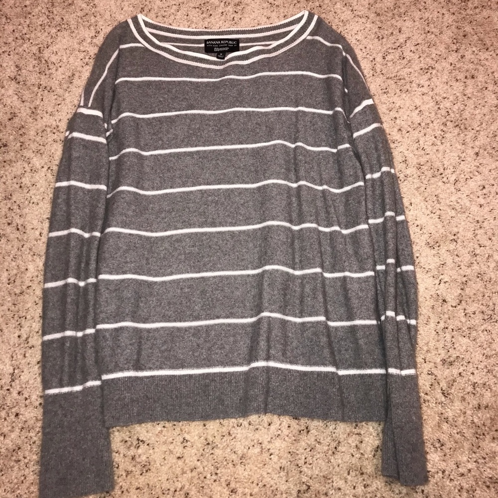 Banana republic sweater